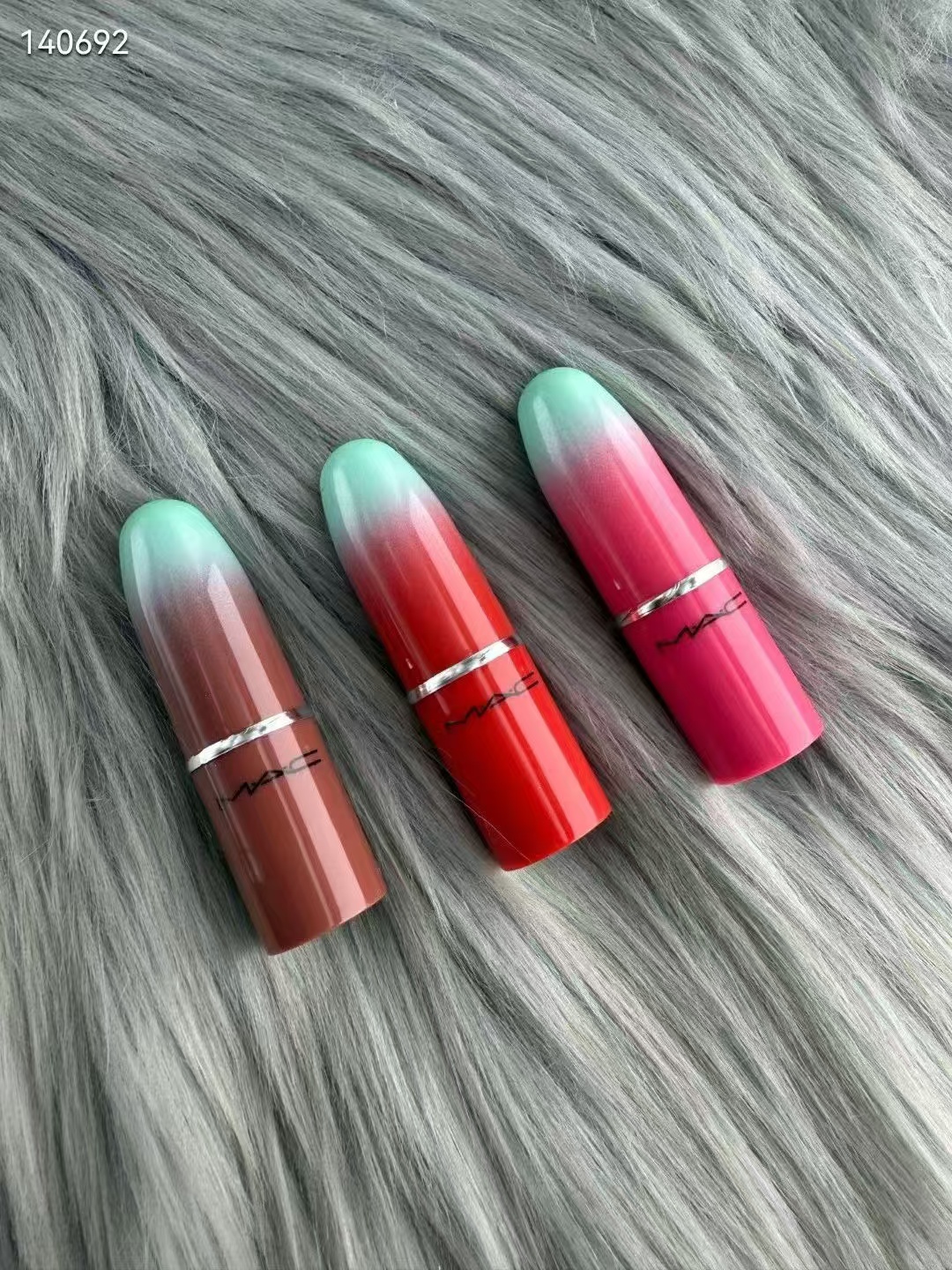 MAC Mini Lustreglass Lipstick Trio – Holiday Limited Edition