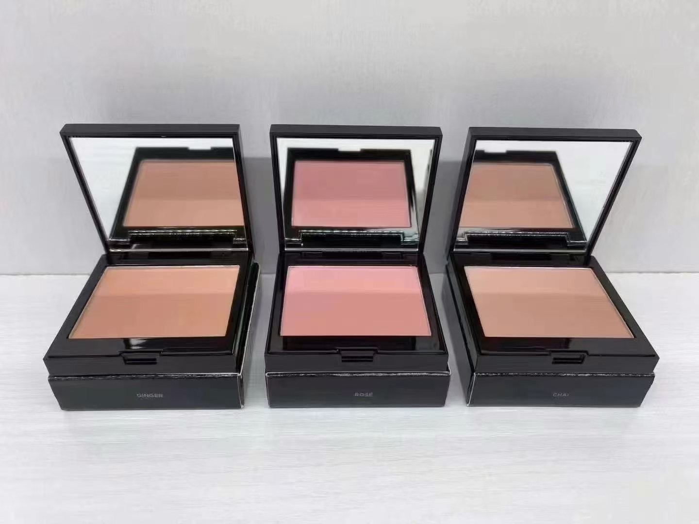 Laura Mercier Blush Color Infusion