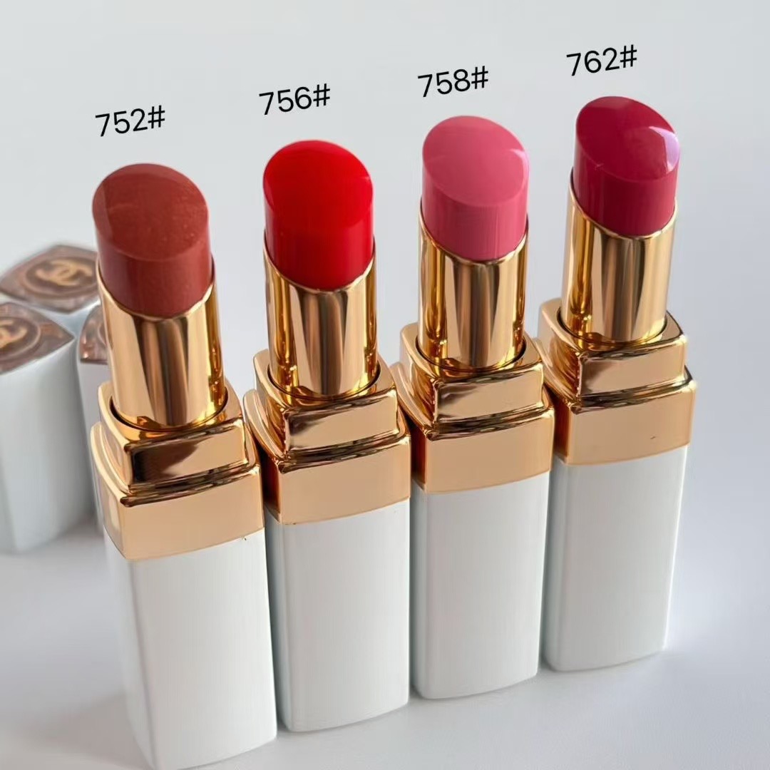 Chanel Rouge Coco Baume Hydrating Tinted Lip Balm